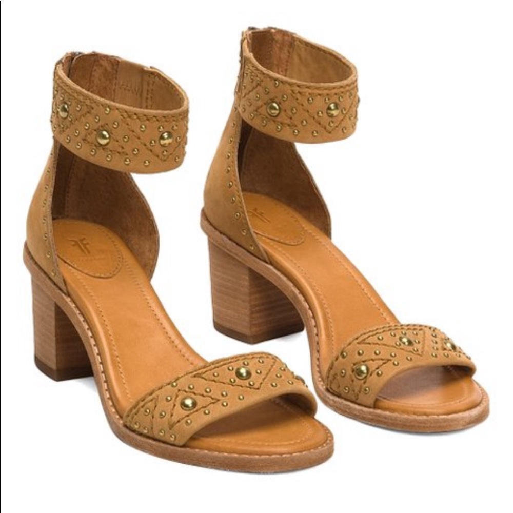 Sand Brielle Deco Back-Zip Nubuck Sandal